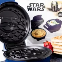 Star Wars Mandalorian Waffle Maker