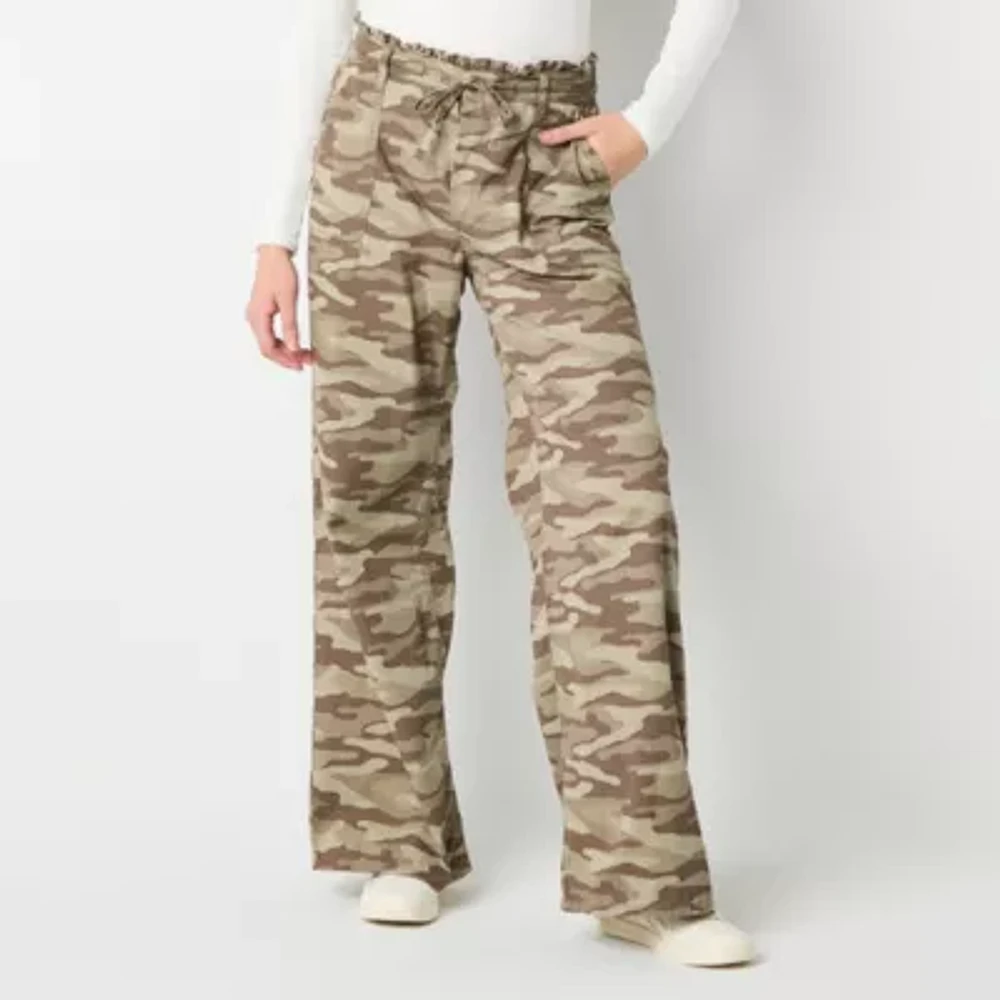 Arizona Womens High Rise Wide Leg Cargo Pant-Juniors