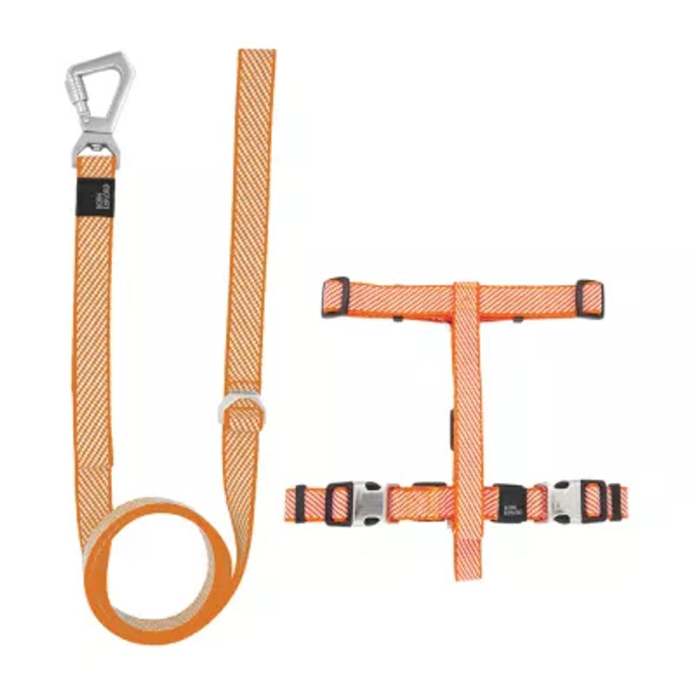 Pet Life Escapade' Outdoor Series 2-In-1 Convertible Leash Dog Harnesses