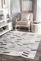 nuLoom Handmade Cowhide Mitch Rug