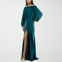 Premier Amour Womens Long Sleeve Evening Gown