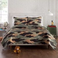 Urban Playground Covert Camo Reversible Quilt Set