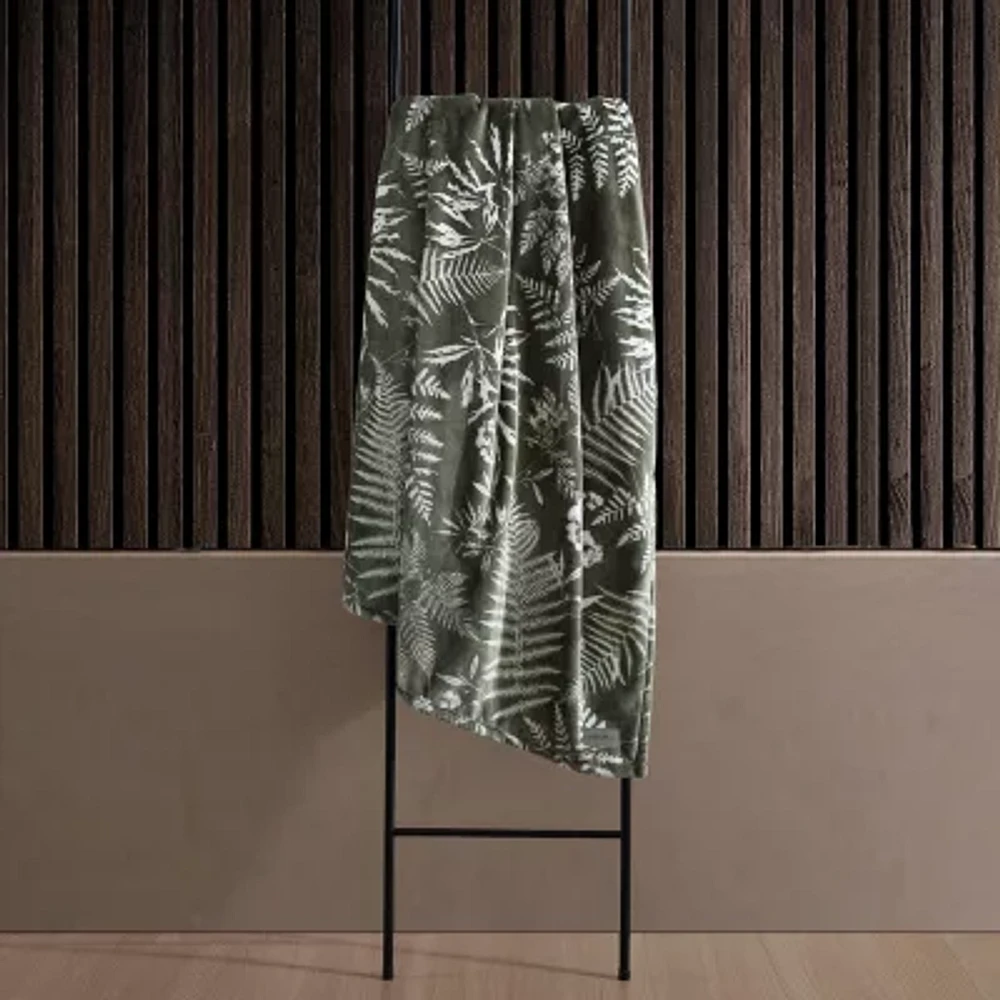 Eddie Bauer Fern Garden Plush fleece Blanket