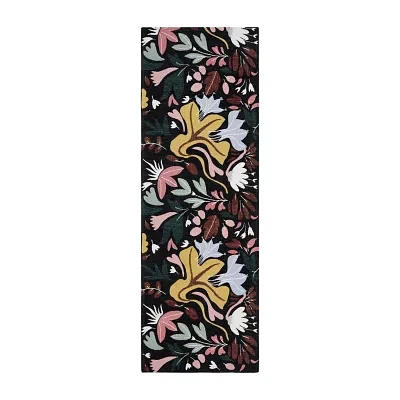 Town And Country Livie Floral Washable 24" X 72" Indoor Rectangular Runner