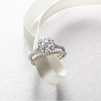 1 CT.T.W. (G / VS2-SI1) Lab-Grown Diamond Cushion Halo Wedding Engagement Ring 10K Gold