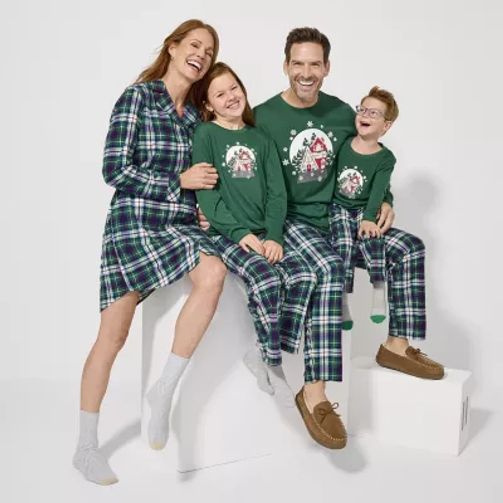 North Pole Trading Co. Mens Tall Crew Neck Long Sleeve 2-pc. Matching Family Pant Pajama Set