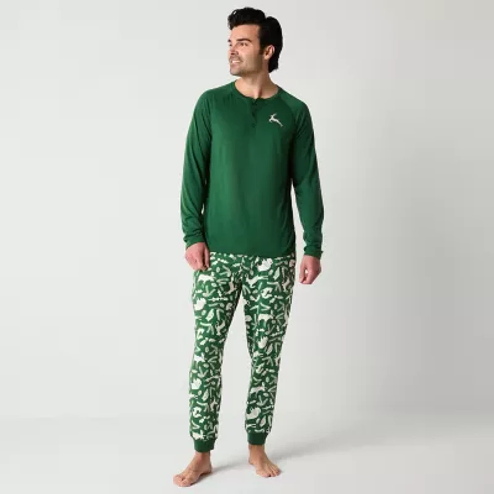 North Pole Trading Co. Mens Long Sleeve 2-pc. Matching Family Pant Pajama Set