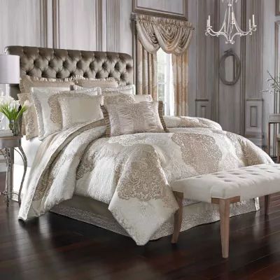 Queen Street Lambert 4-pc. Damask + Scroll Comforter Set