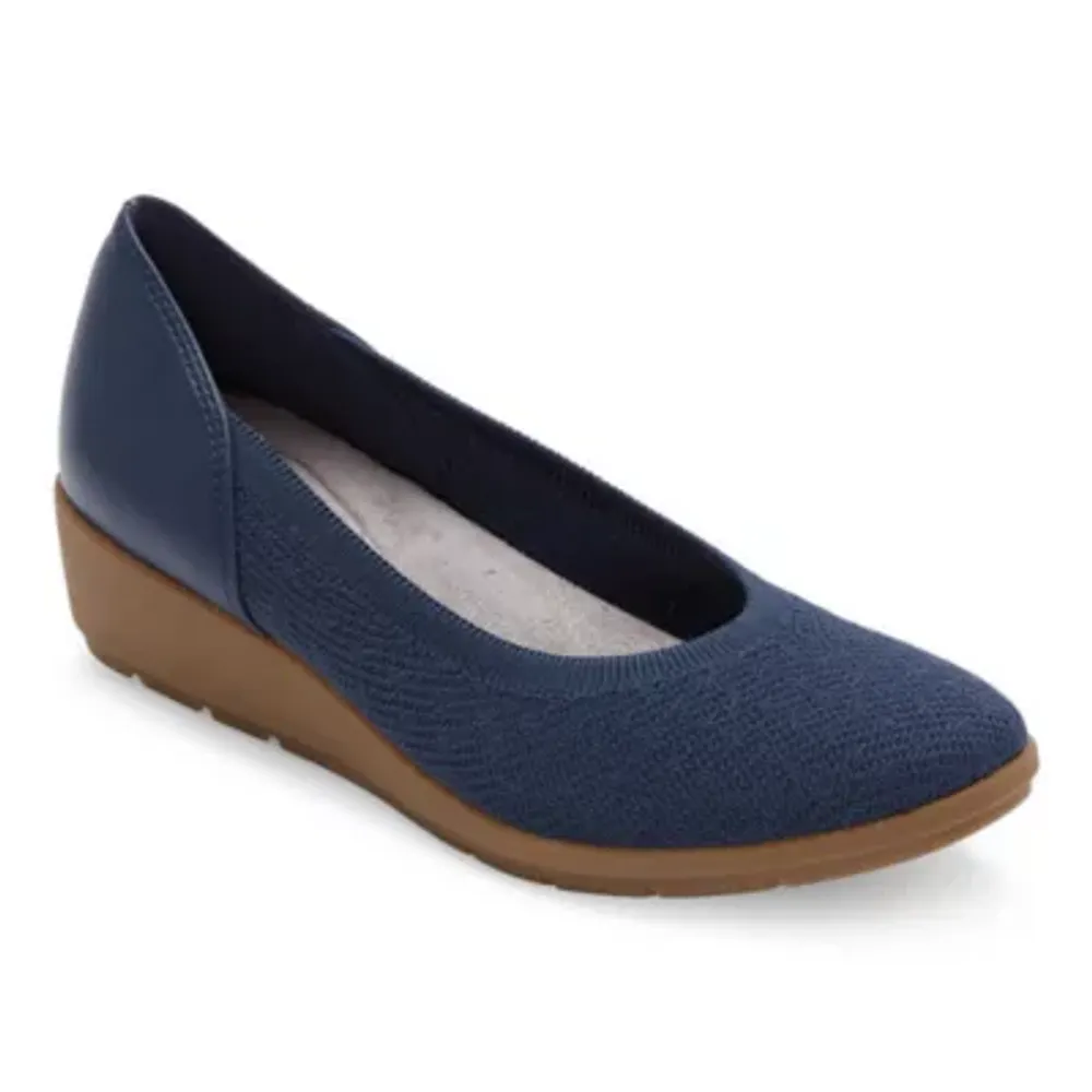 Baretraps Womens Marily Slip-On Shoe