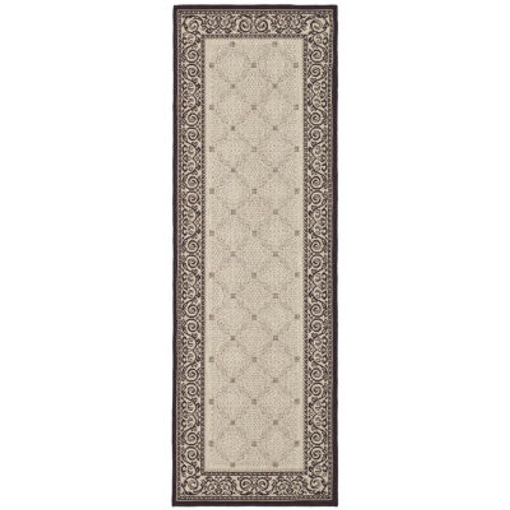 Safavieh Courtyard Collection Frona Oriental Indoor/Outdoor Runner Rug