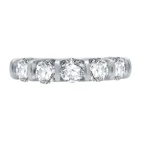 (H-I / I1) 1 1/2 CT. T.W. Lab Grown White Diamond 10K Gold 5-Stone Anniversary Band