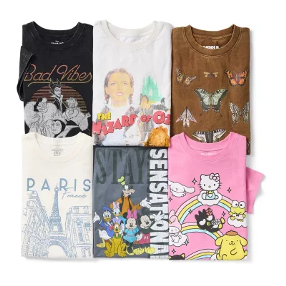 Juniors Paris France Boyfriend Tee Womens Crew Neck Short Sleeve Graphic T-Shirt