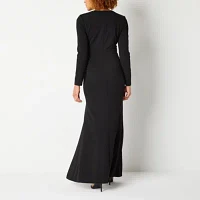 Willow Glenn Satin Womens Long Sleeve Applique Evening Gown