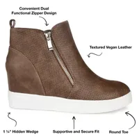 Journee Collection Womens Pennelope Slip-On Shoe