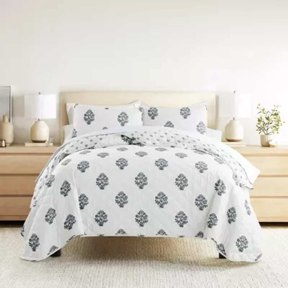 Casual Comfort Reversible Quilt Set