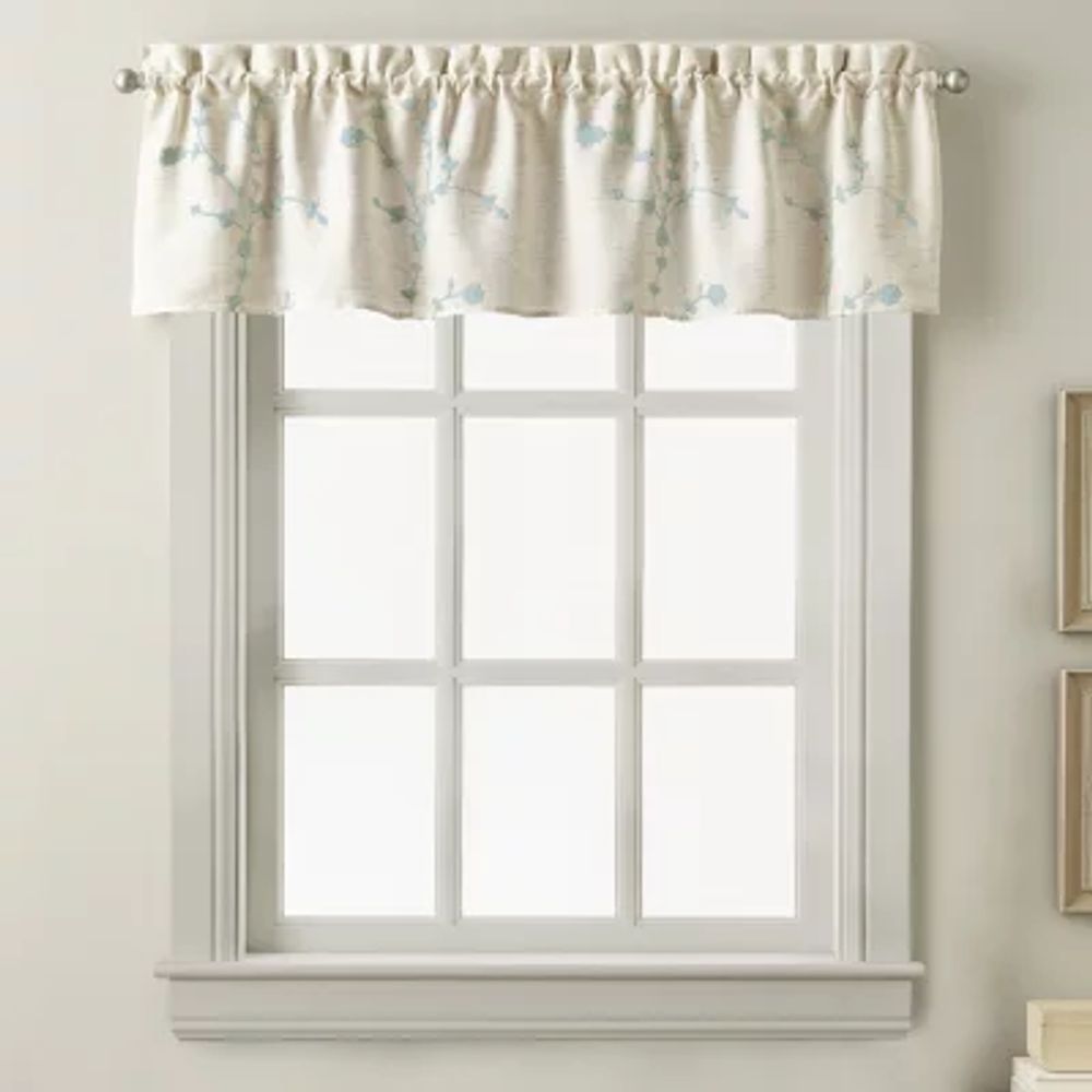 CHF Lynette Rod Pocket Tailored Valance