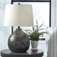 Signature Design by Ashley® Maire Metal Table Lamp