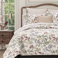 Royal Court Ridgewood Quilt Set