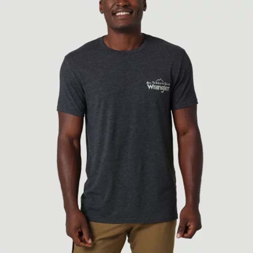Wrangler® All Terrain Gear Mens Crew Neck Short Sleeve Graphic T-Shirt |  Plaza Las Americas
