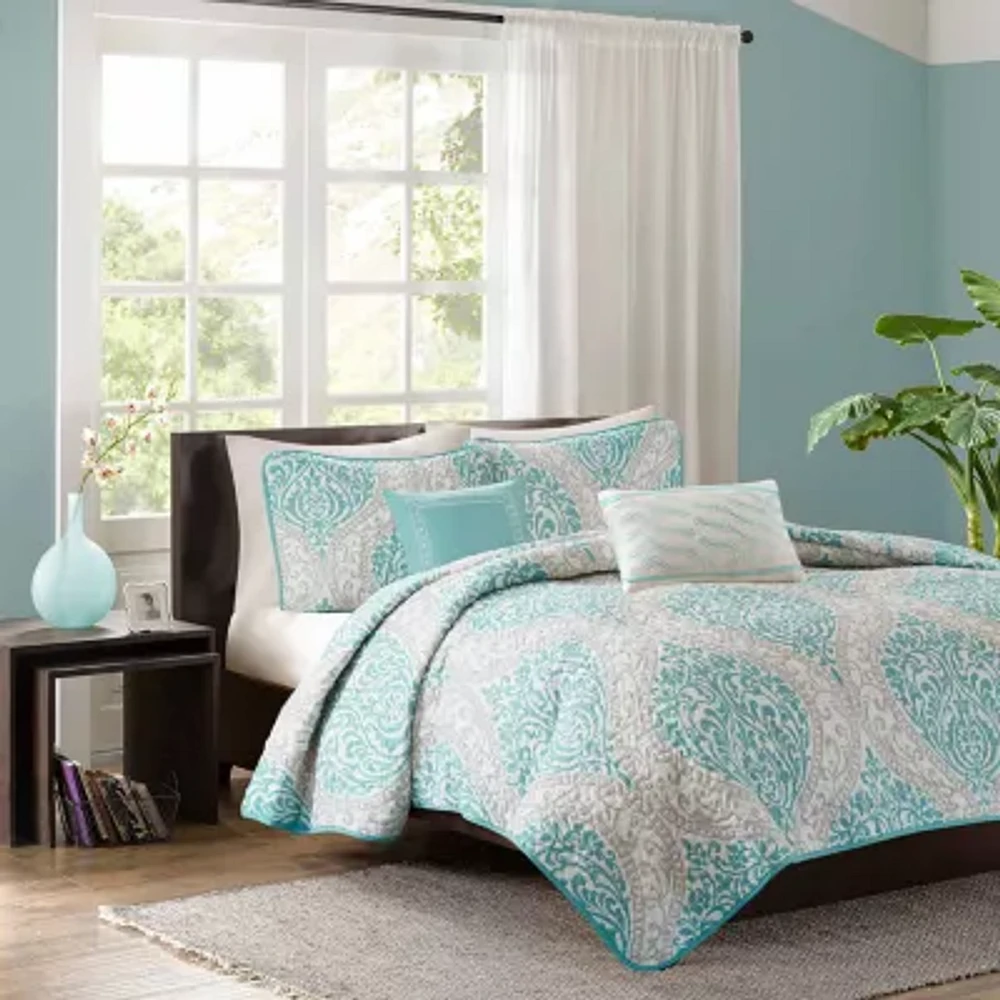 Intelligent Design Lilly Comforter Set with decorative pillows
