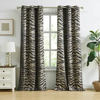 Stratford Park Saffa Light-Filtering Grommet Top Set of 2 Curtain Panel