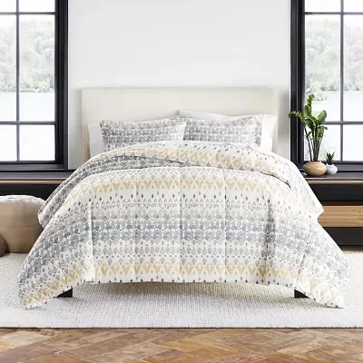 Casual Comfort Mayan Midweight Down Alternative Comforter Set