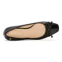Liz Claiborne Womens Fredson Cap Closed Toe Flat Heel Pumps