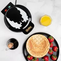 Uncanny Brands Marvel Venom Waffle Maker -Venom on Your Waffles- Waffle Iron