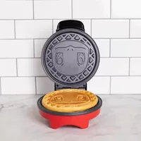 Uncanny Brands Pokémon Squirtle Waffle Maker - Make Bounty Squirtle Waffles -  Kitchen Appliance