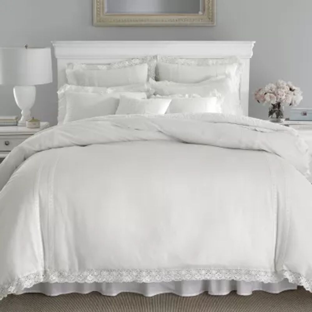  Laura Ashley Home - Queen Size Comforter Set