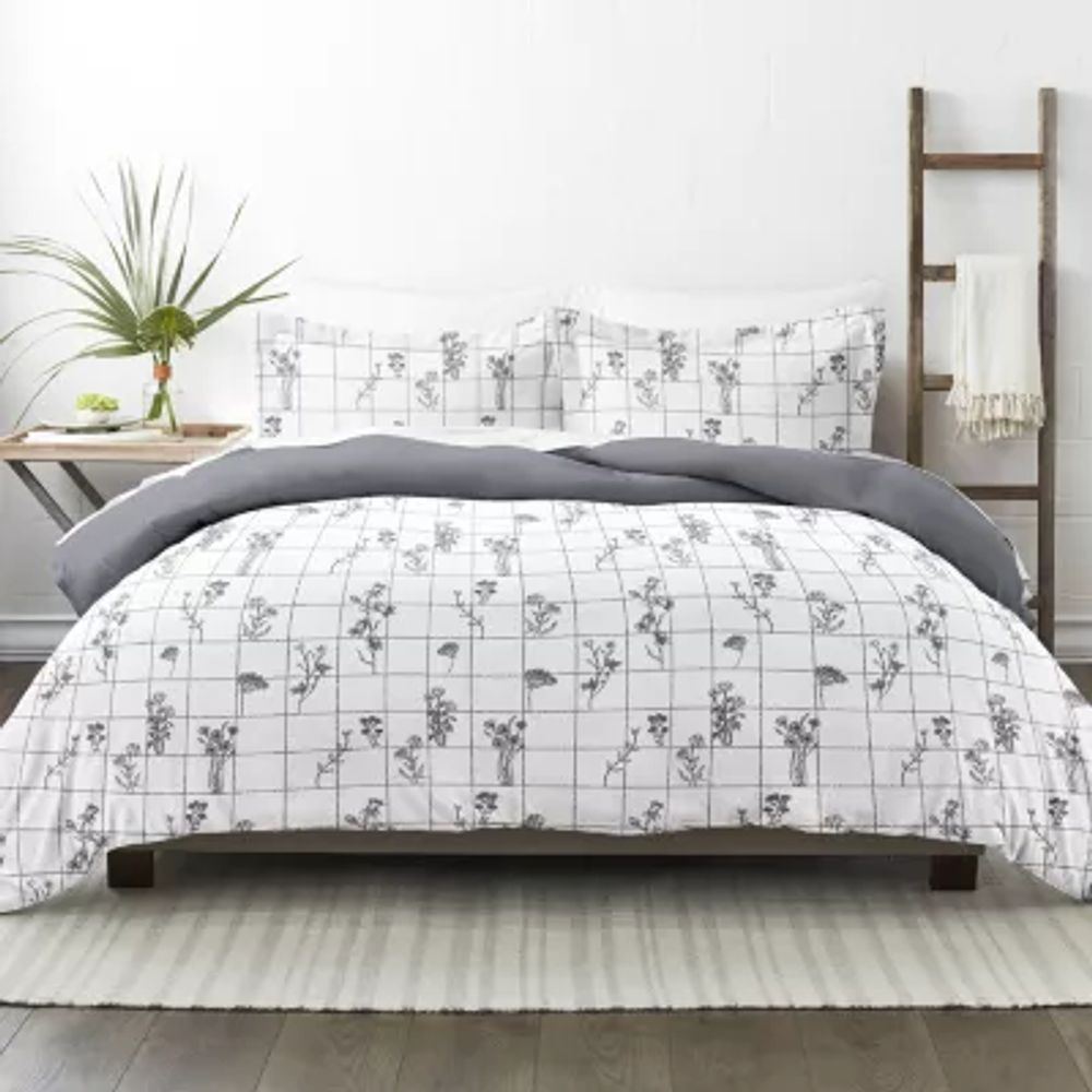 Casual Comfort Flower Field Pattern Oversized Reversible Duvet Cover Set