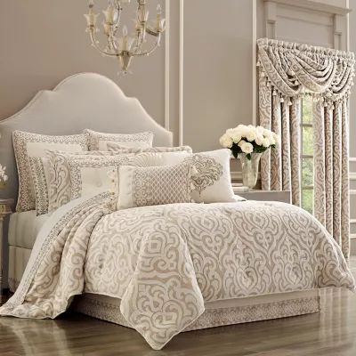 Queen Street Madrid 4-pc. Damask + Scroll Comforter Set