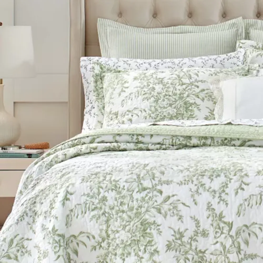 Laura Ashley Bedford Quilt Set