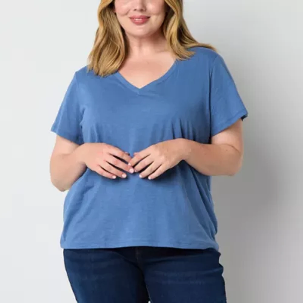 a.n.a Womens Plus V Neck Short Sleeve T-Shirt