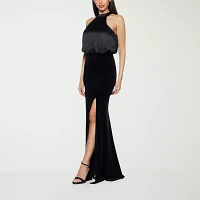 Premier Amour Velvet Womens Sleeveless Evening Gown