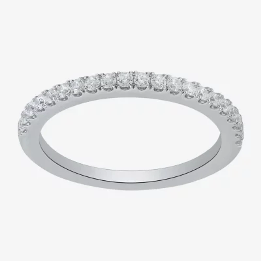 (G / I1) 1/4 CT. T.W. Lab Grown White Diamond 10K Gold Wedding Band