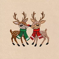 Linum Home Textiles Christmas Kisses Embroidered 2-pc. Hand Towels