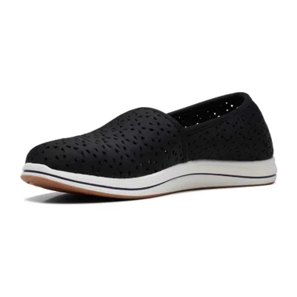 Clarks Womens Breeze Emily Slip-On Shoe