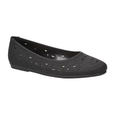Easy Street Womens Jackie Closed Toe Ballet Flats
