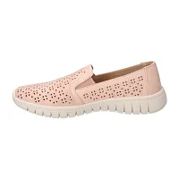 Easy Works By Street Womens Mosaic Slip-On Shoe