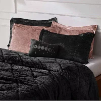 Intelligent Design Isabel Velvet Comforter Set with decorative pillow