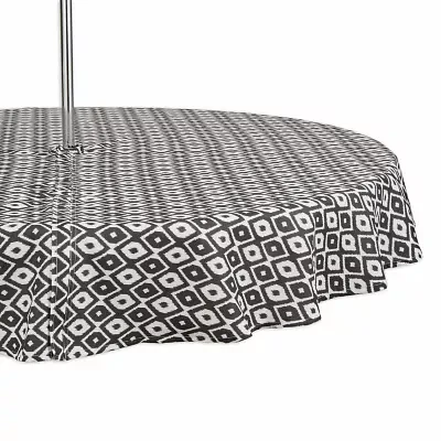 Design Imports Black Ikat Outdoor  With Zipper Tablecloths