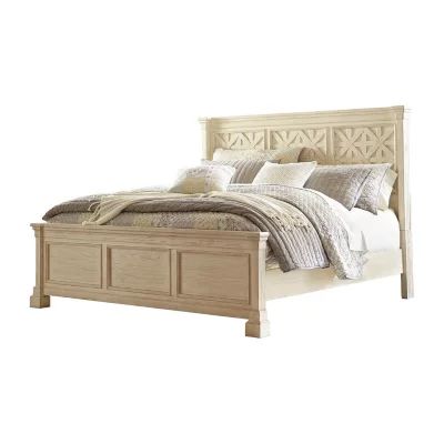 Signature Design by Ashley® Roanoke Panel Bed