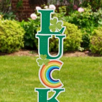 Glitzhome Metal Lucky St. Patricks Day Yard Art