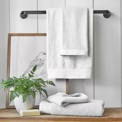 Linden Street Linen Border Bath Towel