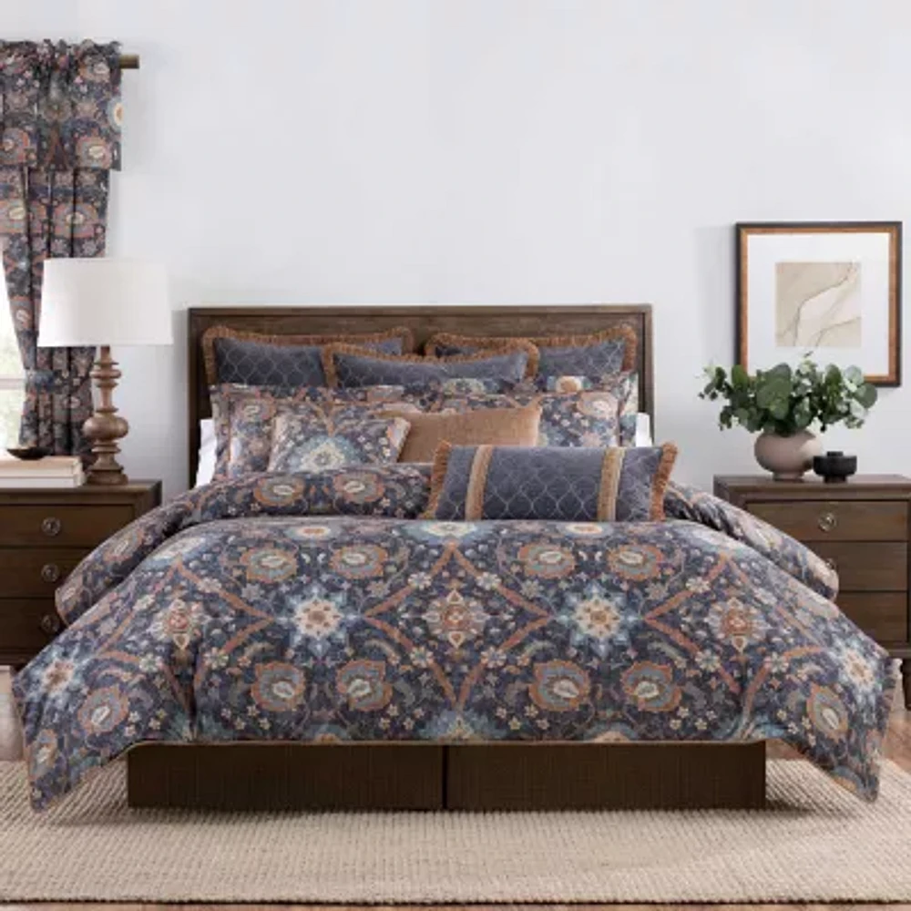 Rose Tree Harlow 4-pc. Midweight Embellished Comforter Set