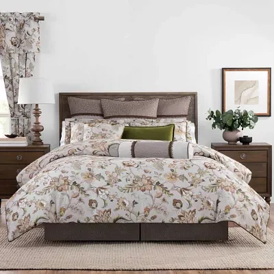 Rose Tree Esmeralda 4-pc. Midweight Embellished Comforter Set