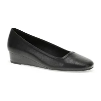 Baretraps Womens Covette Slip-On Shoe