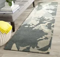 Safavieh Hector Hand Tufted Cut Pile Area Rug