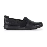 Baretraps Womens Jilian Slip-On Shoe